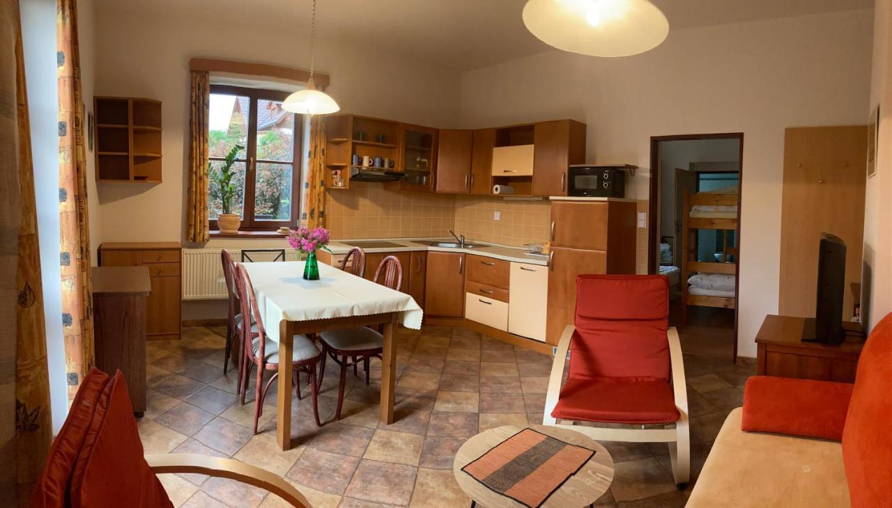Apartman V Hajich Mala Skala Luaran gambar